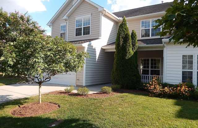 10651 Edmundson Avenue Gallery 2