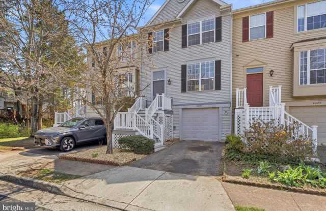 46695 SANDALWOOD Square photos photos