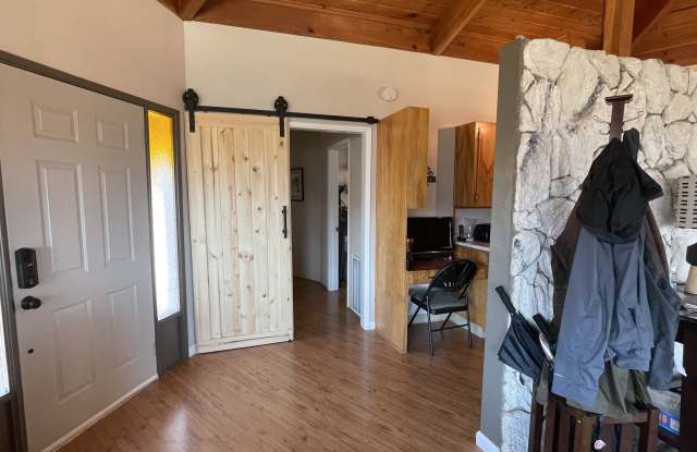 3242 West Griffin Creek Road Gallery 4