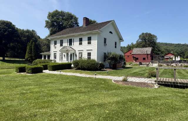 28 Dugway Road Gallery 2