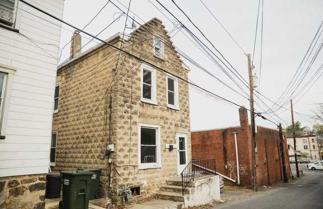 HOT Bethlehem Rental – Renovated 3BR Steal That Won’t Last! photos photos