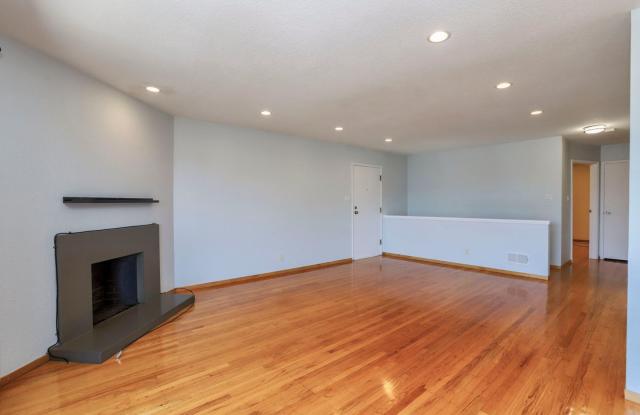 4BR/2BA Pet-Friendly Entire Single-Family Home with Backyard & 2-Car Garage | YouTube Tour photos photos