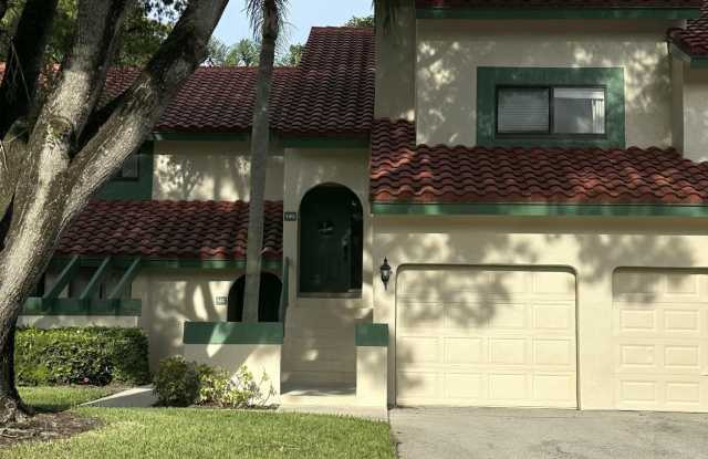 14 Lexington Lane E photos photos