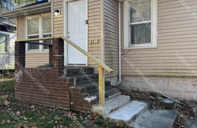 2518 Churchill Ave - 2518 Churchill Avenue, Flint, MI 48506
