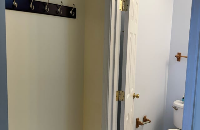 1508 Long Drive Court Gallery 3