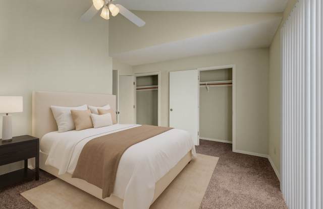 Las Colinas Gallery 4