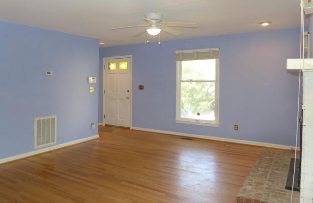 109 Old Pittsboro Road Gallery 4