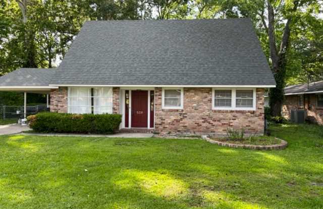 Renovated 3Br/2Bath Home in Magnolia Woods photos photos
