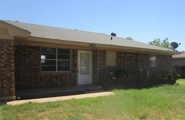 605 Avondale - 605 Avondale Drive, Merkel, TX 79536