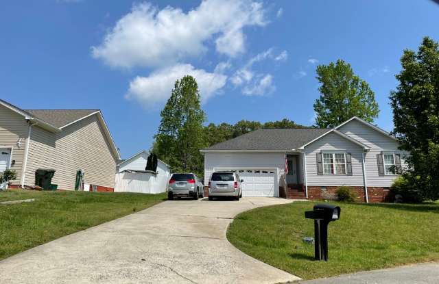 AVAILABLE NOW! - 111 John Mills Lane, Thomasville, NC 27360 AVAILABLE NOW! - 111 John Mills Lane, Thomasville, NC 27360