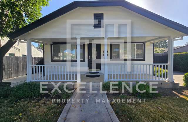 4/2 House With Fireplace, Pets, Real Hardwood Floors, RV Parking  1/4 Basement photos photos