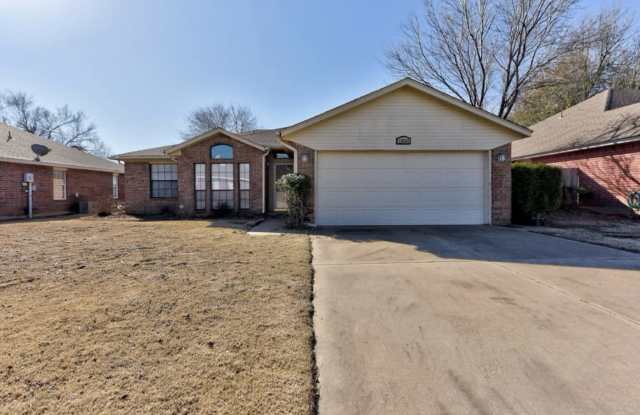 1300 Teakwood Drive photos photos