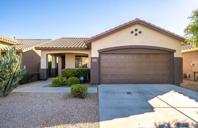 39802 N CROSS TIMBERS Way - 39802 North Cross Timbers Way, Anthem, AZ 85086
