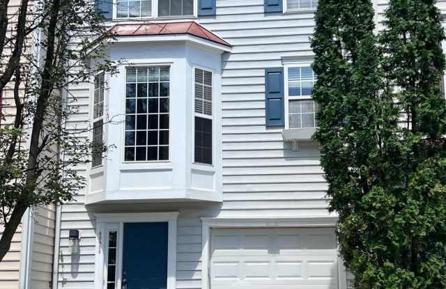 43456 NOTTINGHAM SQUARE - 43456 Nottingham Square, Ashburn, VA 20147