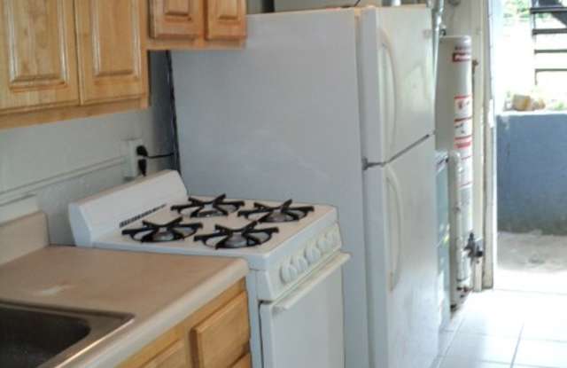 4601 Blaine St. NE - # 1 Gallery 2
