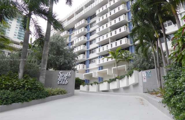 800 West Ave - 800 West Avenue, Miami Beach, FL 33139