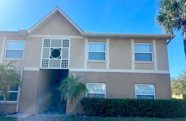 Spacious 2/2 Cozy Condo with a Screened Balcony in the Gated Community of Hawthorne Village - Orlando! photos photos
