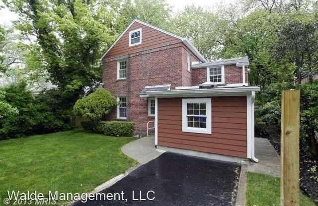 8512 Lynwood Place Gallery 3