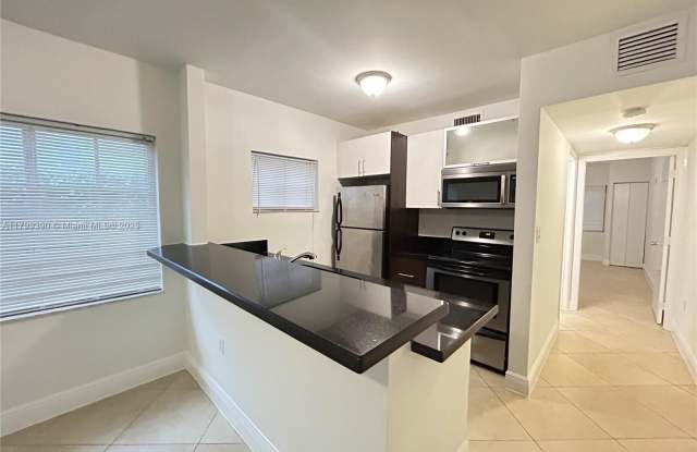 1034 Lenox Ave photos photos