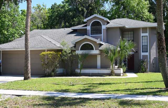 Tuskawilla Area 4 bedroom 3 bath Pool Home photos photos