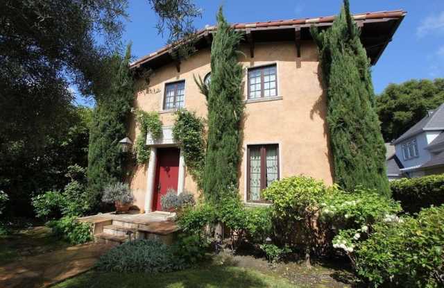 467 Tennyson AVE photos photos