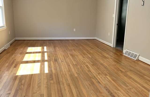 105 Spring Valley Road Gallery 4