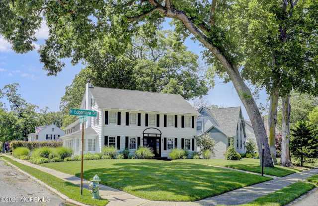 570 N Edgemere Drive Gallery 4