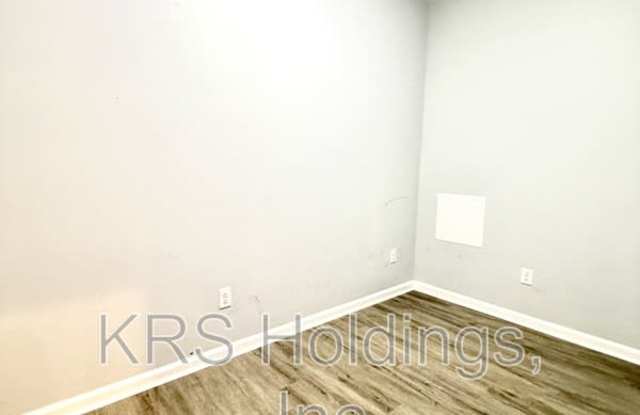 1023 CARRINGTON PLACE Gallery 3