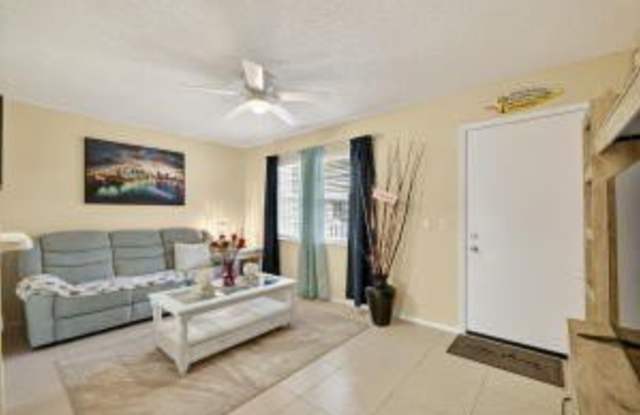 23 LAKE VISTA Trail Gallery 1