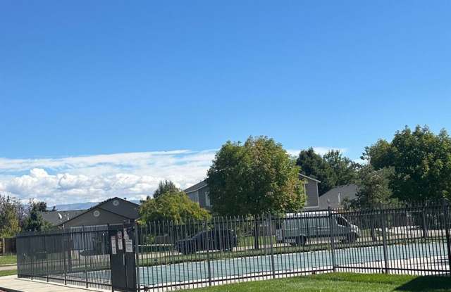 3 bedroom 2 bath home in beautiful Meridian neighborhood! photos photos