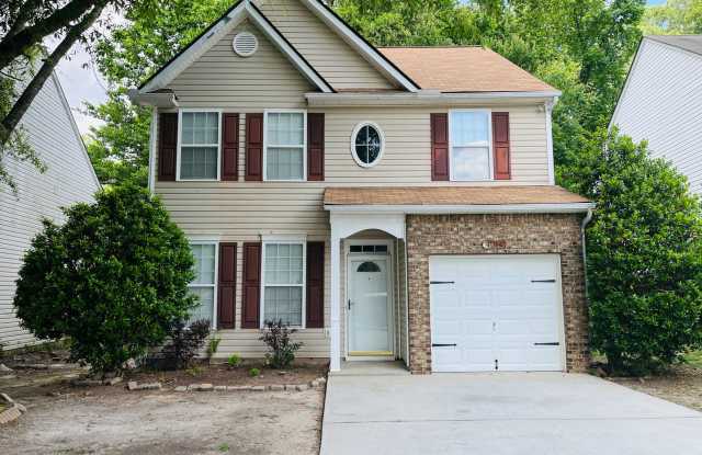 Great location, 4 bed, 2.5 bath, newly renovated, minutes to movie studios, and more! must see! photos photos