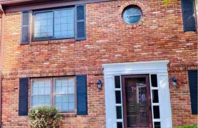 7925 Royal Arms Ct. 3 - 7925 Royal Arms Court, Crestwood, MO 63123