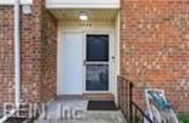 5025 Clairmont Court photos photos