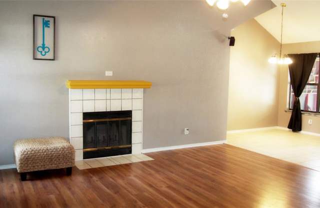 1069 West Hills Terrace Gallery 4