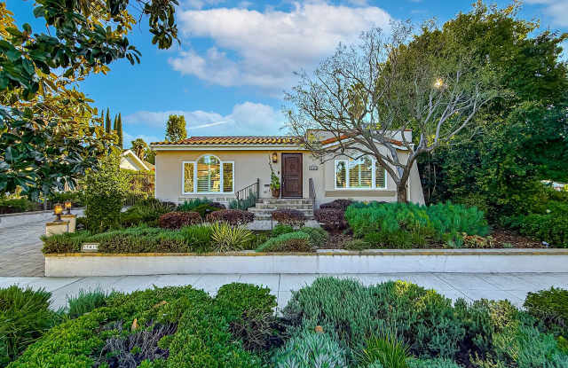 Upgraded Sherman Oaks 4+4 home - Ready for Move In! photos photos