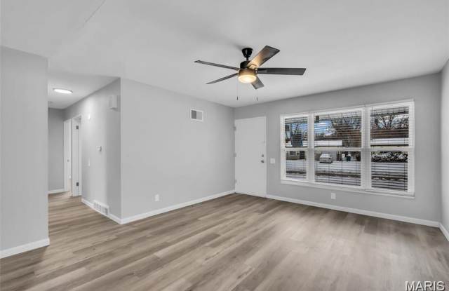 Beautifully remodeled ranch home Gallery 4