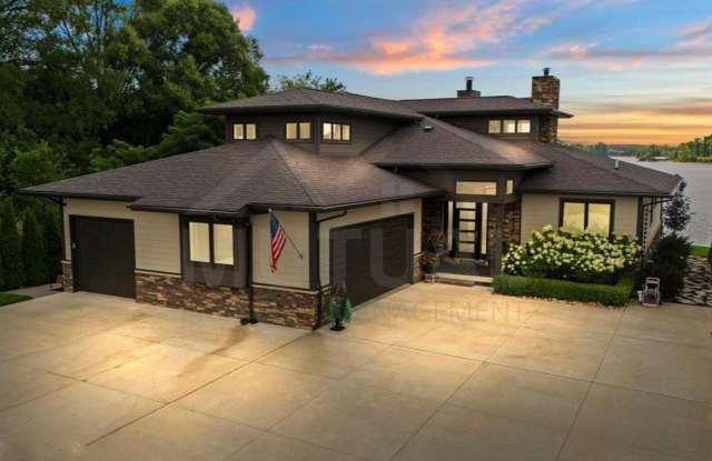 8184 Woodland Shore Drive photos photos