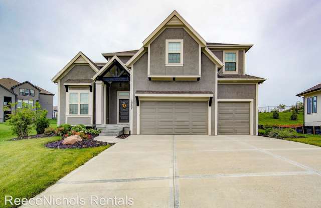 10707 W 171st Terrace - 10707 W 171st Ter, Overland Park, KS 66221