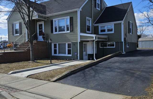 140 Chingarora Avenue - 140 Chingarora Avenue, Keyport, NJ 07735