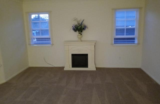 6011 Dauphin Street Gallery 2