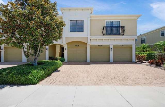 4204 OVERTURE CIRCLE photos photos