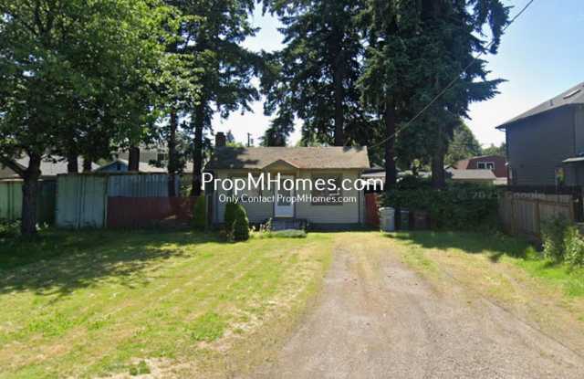 Charmingly Cozy Single Family Home in Happy Valley! - 8334 Southeast Clatsop Street, Clackamas County, OR 97086