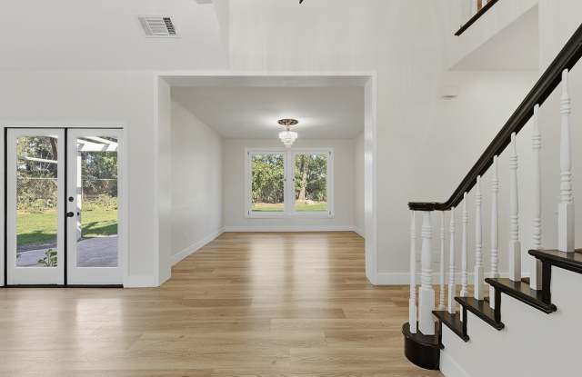 385 Forelock Court Gallery 1