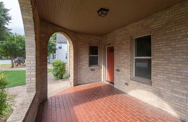 3300 S University Drive Gallery 2