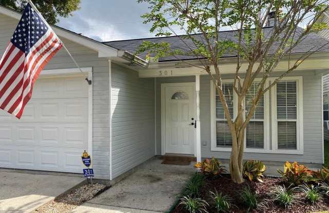 301 Misty Creek Dr photos photos