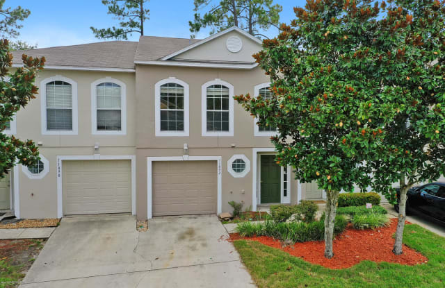 11892 LAKE BEND CIR - 11892 Lake Bend Cir, Jacksonville, FL 32218