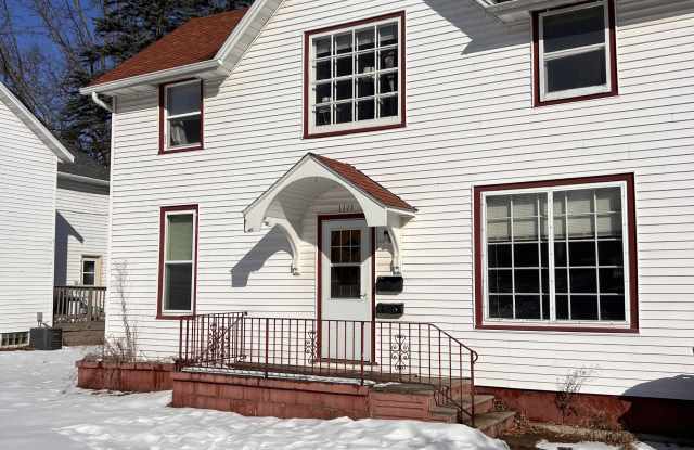 1111 2nd Avenue - B photos photos