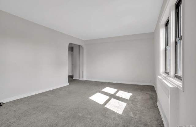 73 Hilbert Street Gallery 4