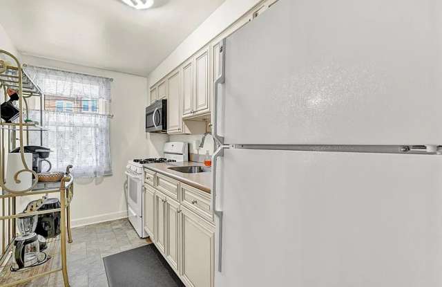 3240 Westmont- YOUR NEXT HOME AWAITS photos photos