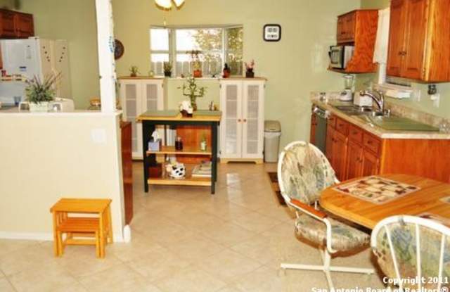 813 MARILYN DR Gallery 2